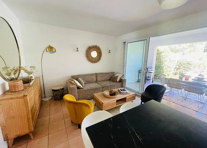 5 Pers Avec Piscines Dont Piscine A Vagues Proche Et Saint-tropez Tatil Evi